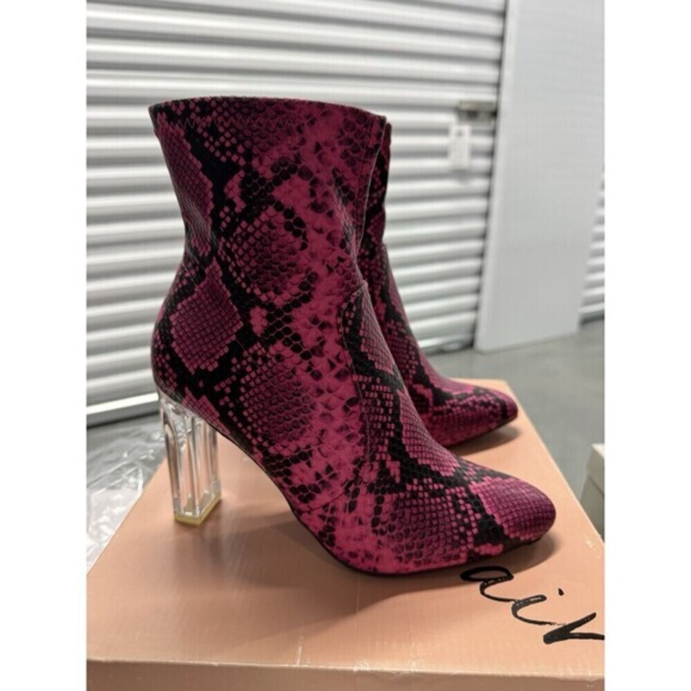 Wild Pair Womens Baylee Pink Snake Print Ankle Booties Shoes US 7.5 M NEW